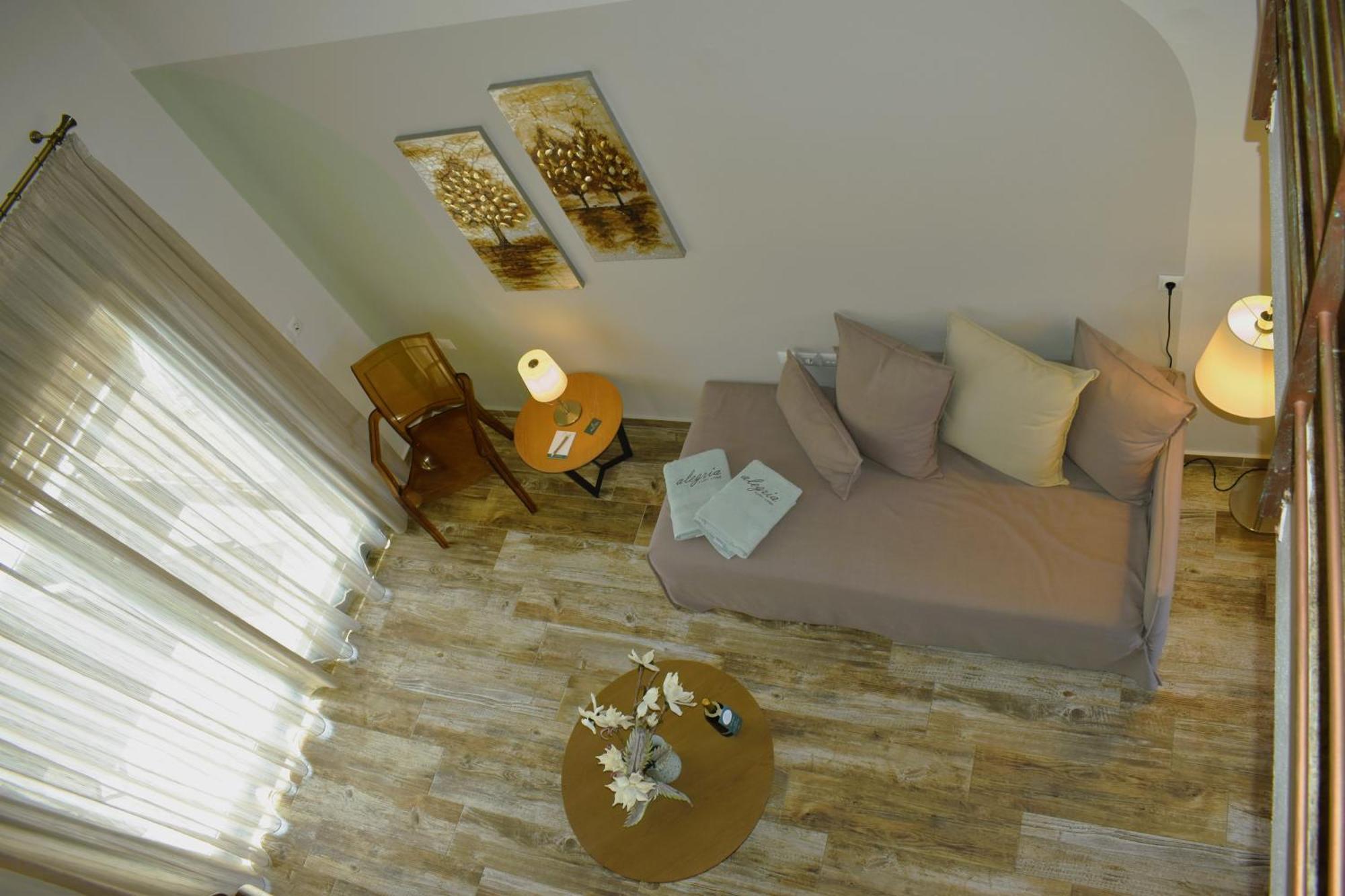 Alegria Suites Nikiti  Ngoại thất bức ảnh