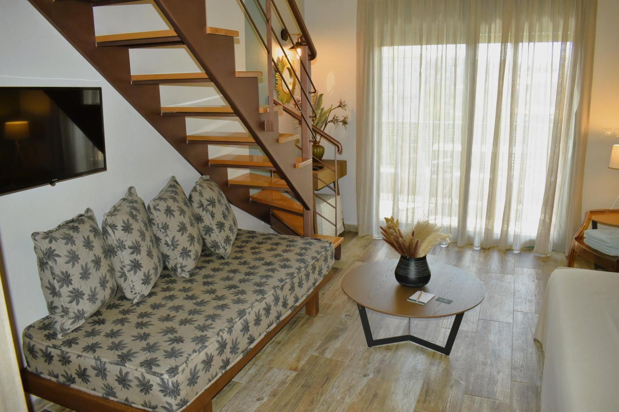Alegria Suites Nikiti  Ngoại thất bức ảnh