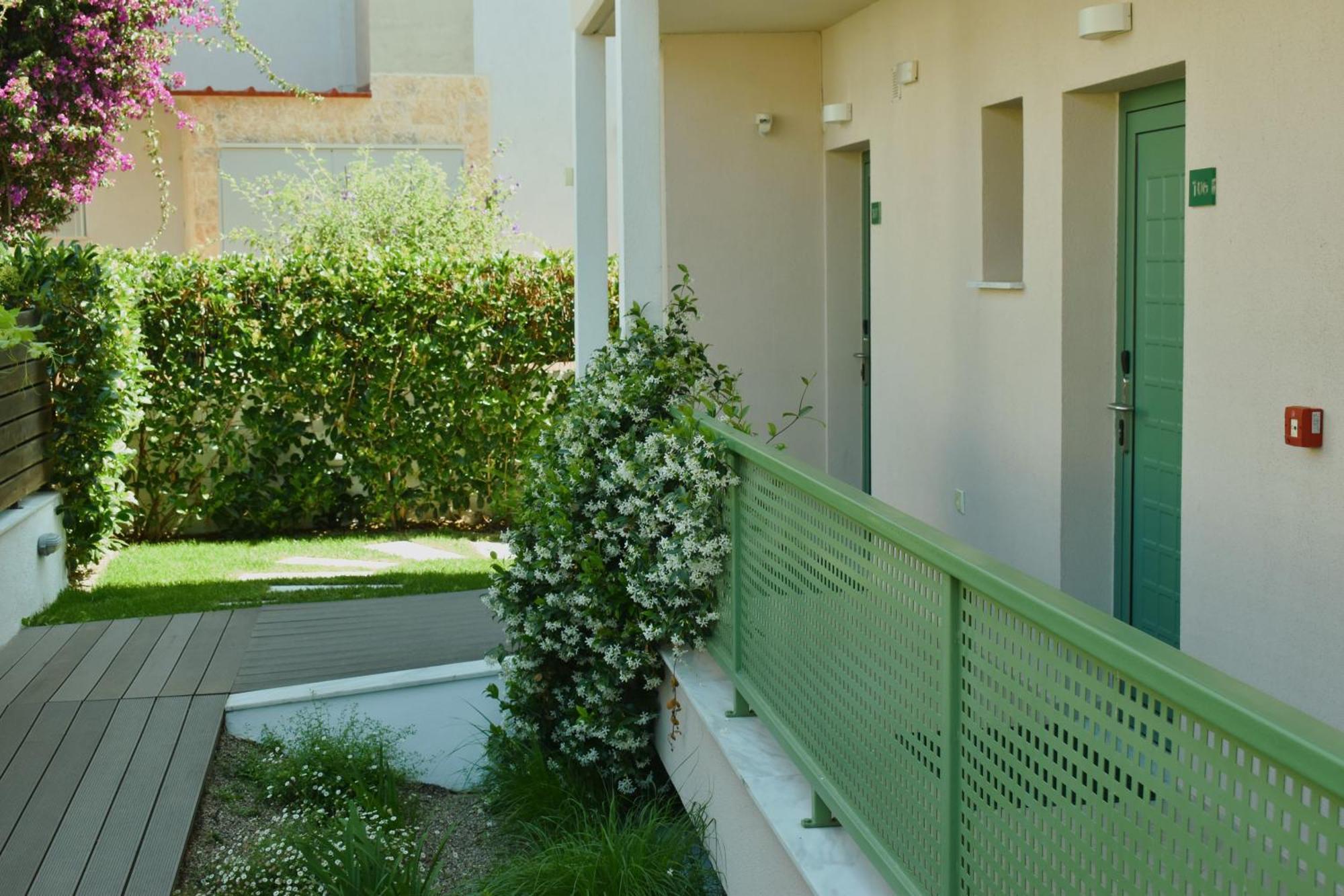 Alegria Suites Nikiti  Ngoại thất bức ảnh