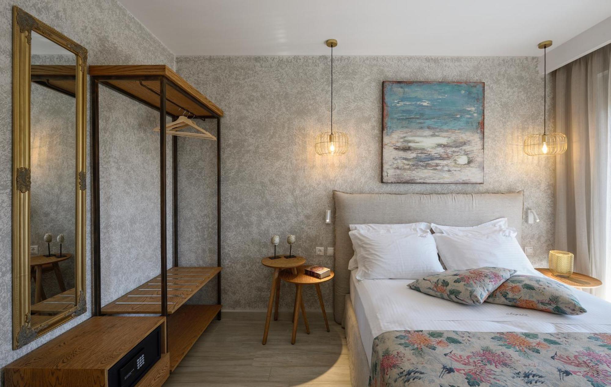 Alegria Suites Nikiti  Phòng bức ảnh