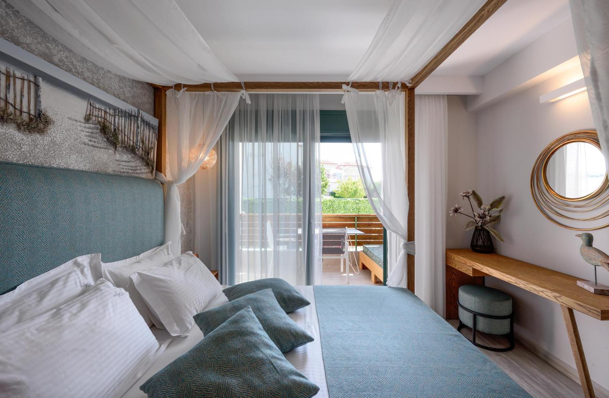 Alegria Suites Nikiti  Phòng bức ảnh