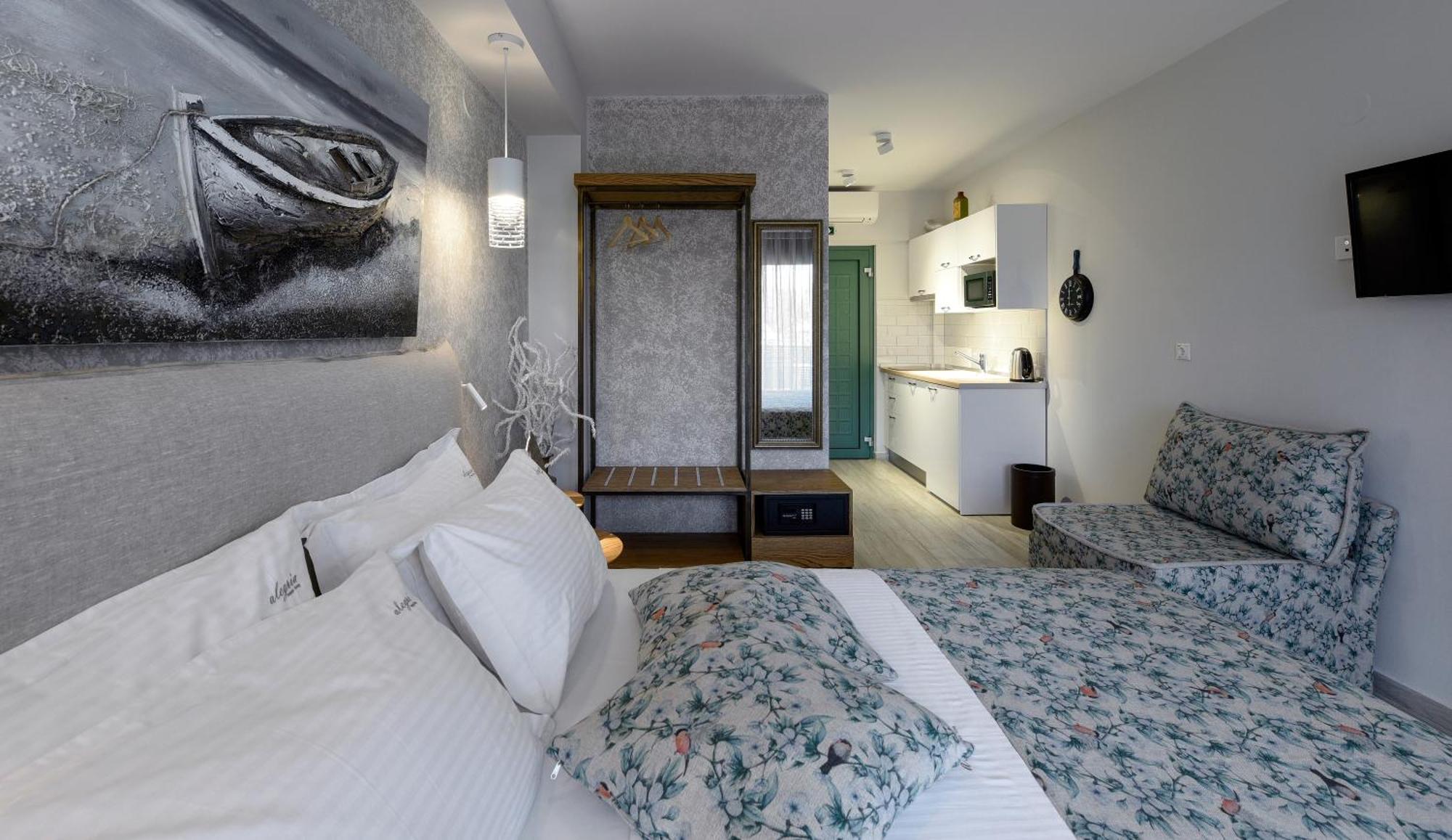 Alegria Suites Nikiti  Phòng bức ảnh