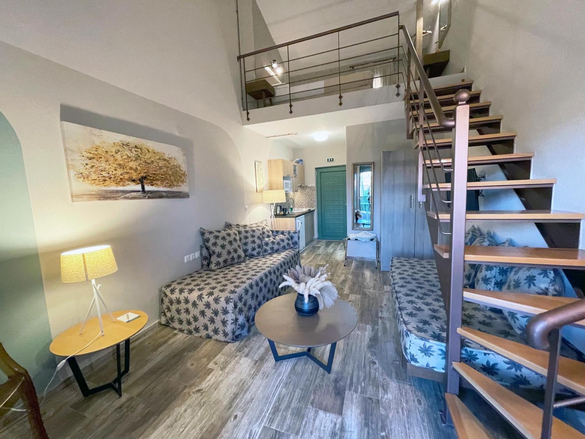 Alegria Suites Nikiti  Ngoại thất bức ảnh